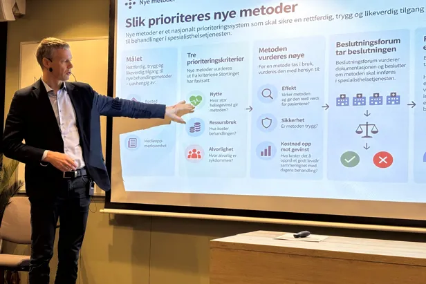En person som holder en presentasjon